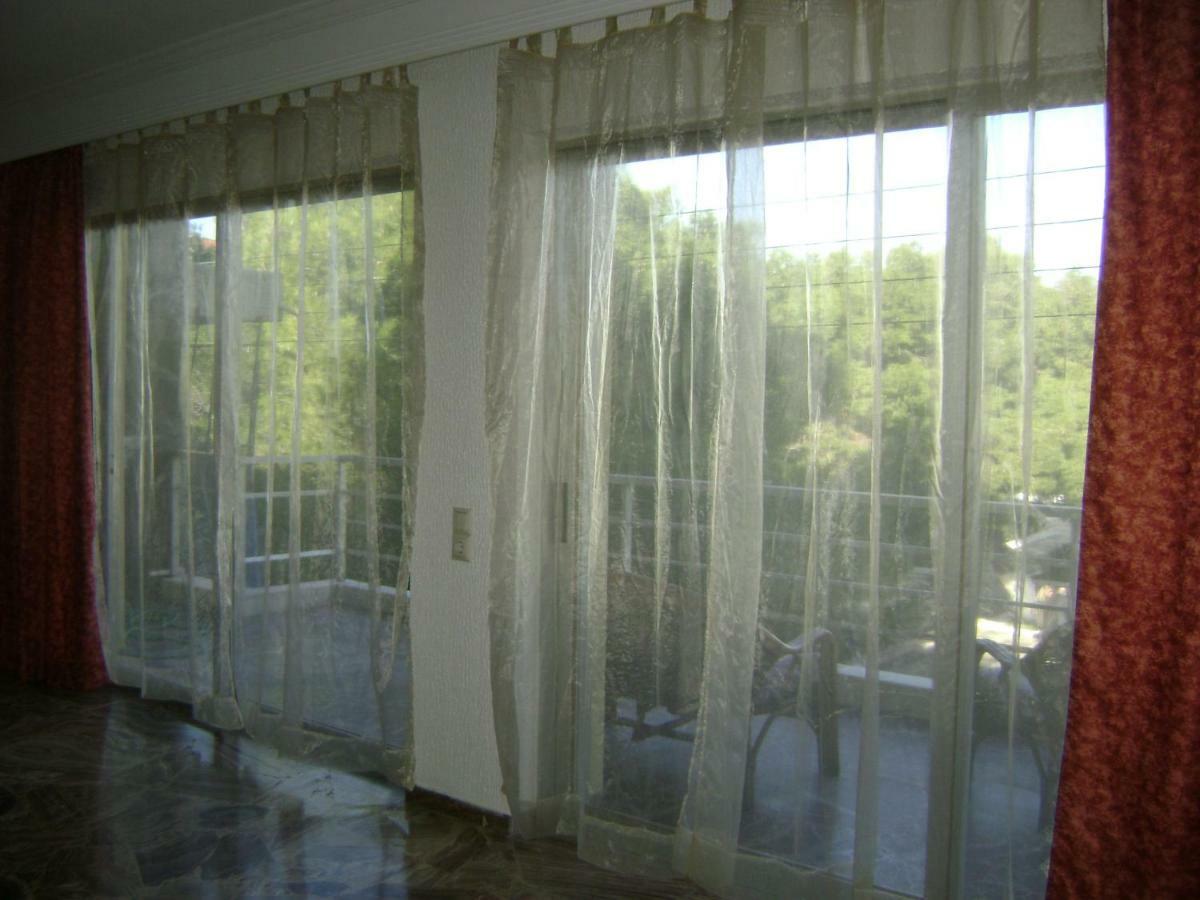Avra Apartamento Loútsa Exterior foto